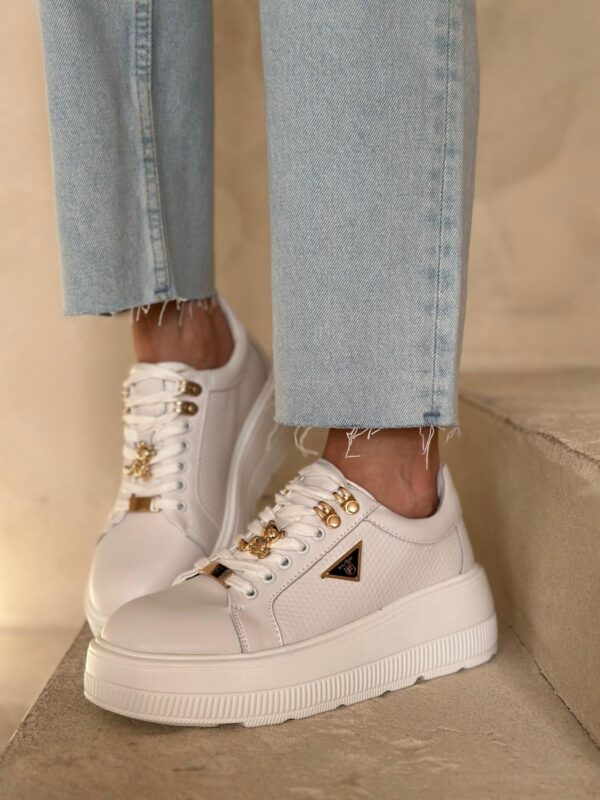 Sneakersy Na Podeszwie Mira White Skóra Naturalna