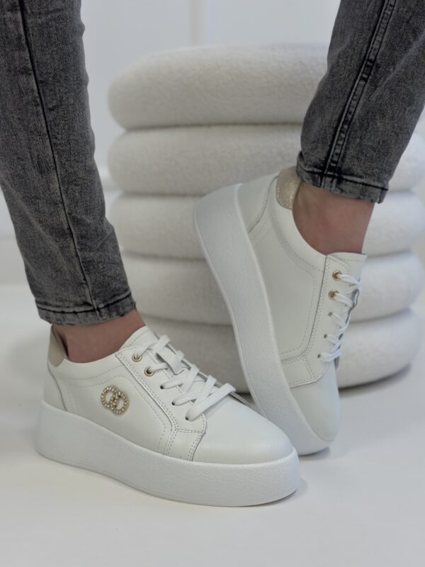 Skórzane półbuty damskie na platformie Evil White